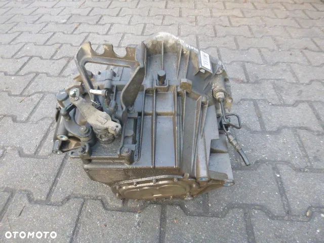 MANUALNA SKRZYNIA BIEGÓW MERCEDES VANEO W414 1.7 CDI - 12