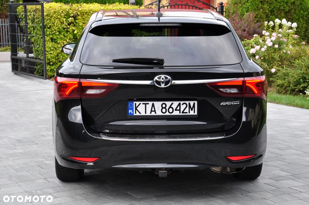 Toyota Avensis Touring Sports 1.8 Edition S+ - 21