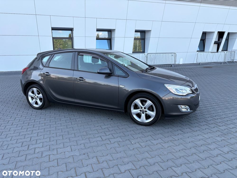 Opel Astra 1.6 Edition - 10