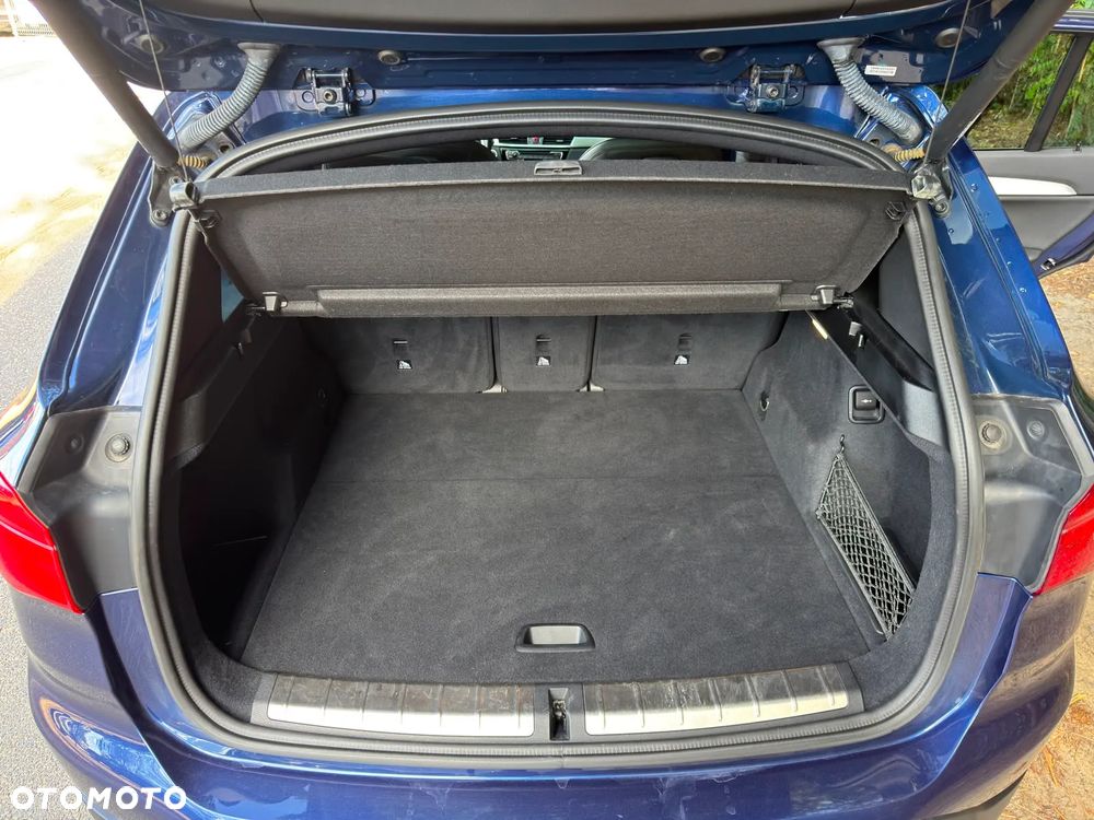 BMW X1 xDrive25i GPF xLine - 22