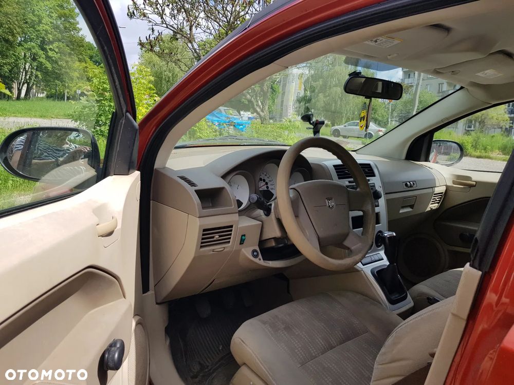 Dodge Caliber - 5