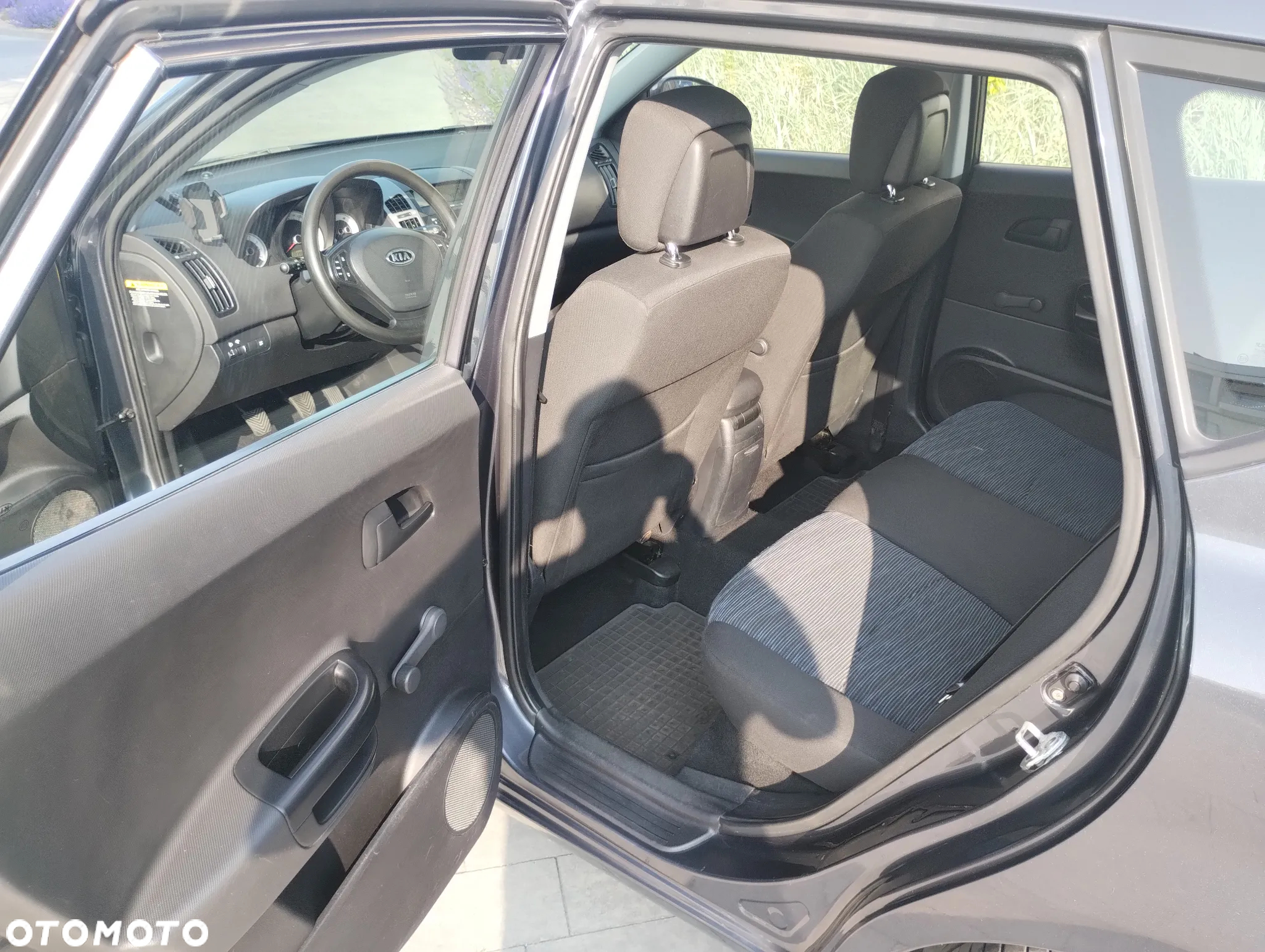 Kia Ceed Cee'd 1.6 Comfort + - 6