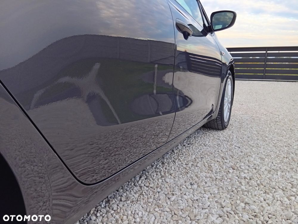 Kia Ceed - 10