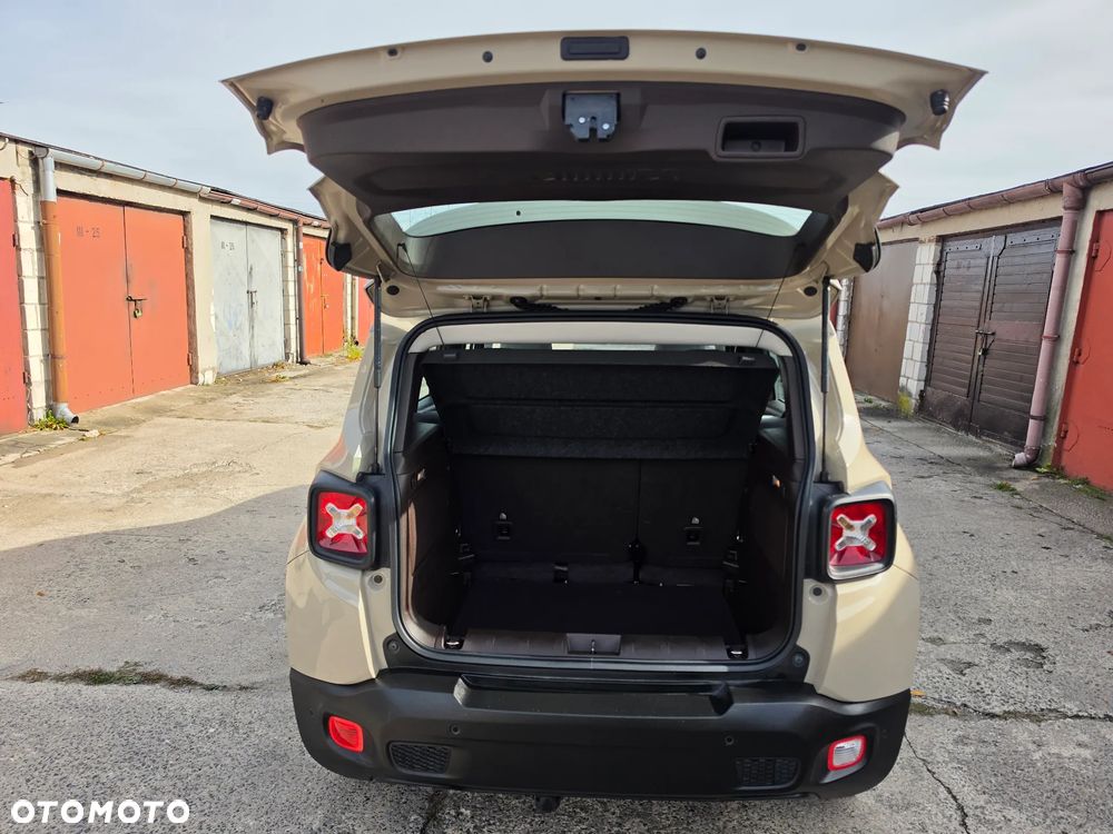 Jeep Renegade - 13
