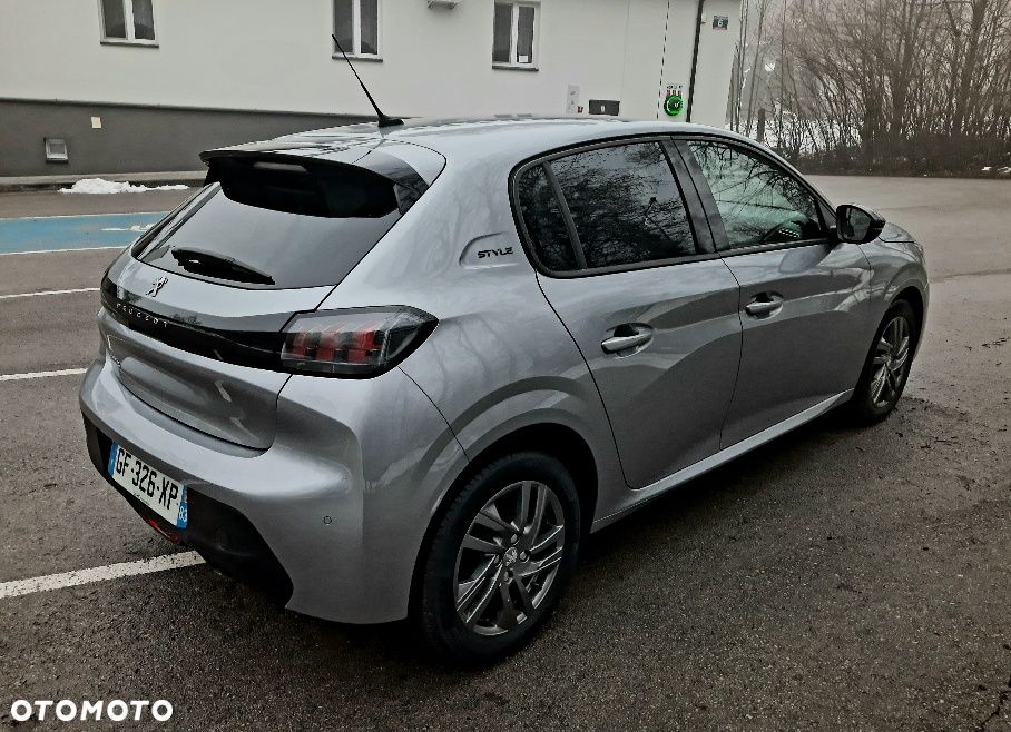 Peugeot 208 1.2 PureTech Style S&S - 6