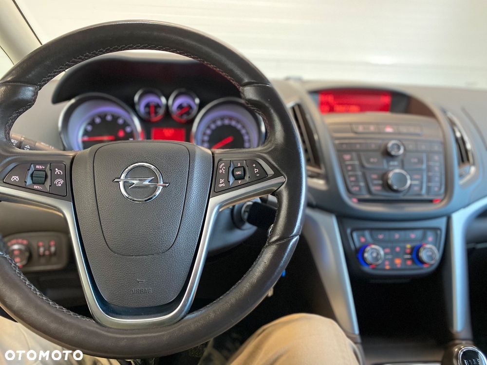 Opel Zafira 1.4 T Cosmo - 21