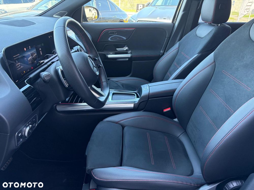 Mercedes-Benz GLA 200 mHEV AMG Line 7G-DCT - 12