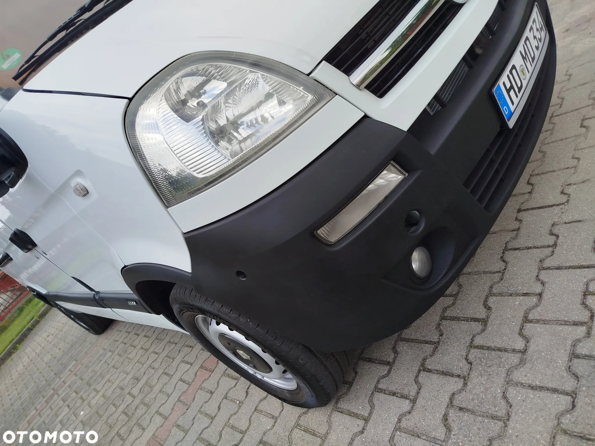 Renault Master ŚREDNIAK KLIMA HAK L2H2 - 17