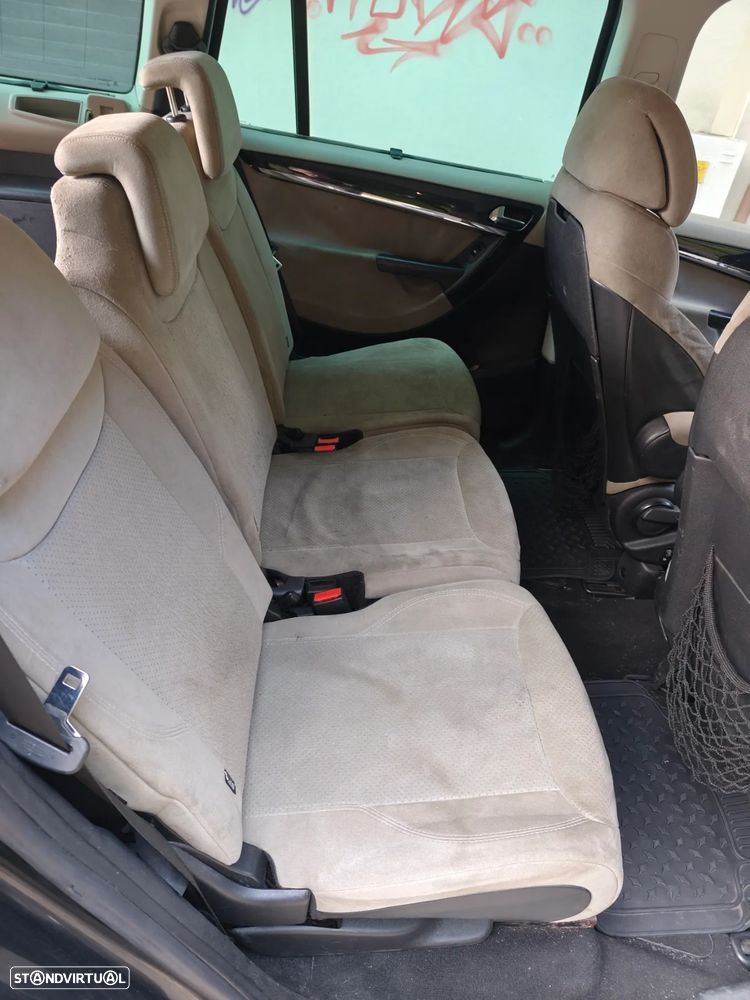 Citroën C4 Grand Picasso 1.6 HDi Exclusive - 17