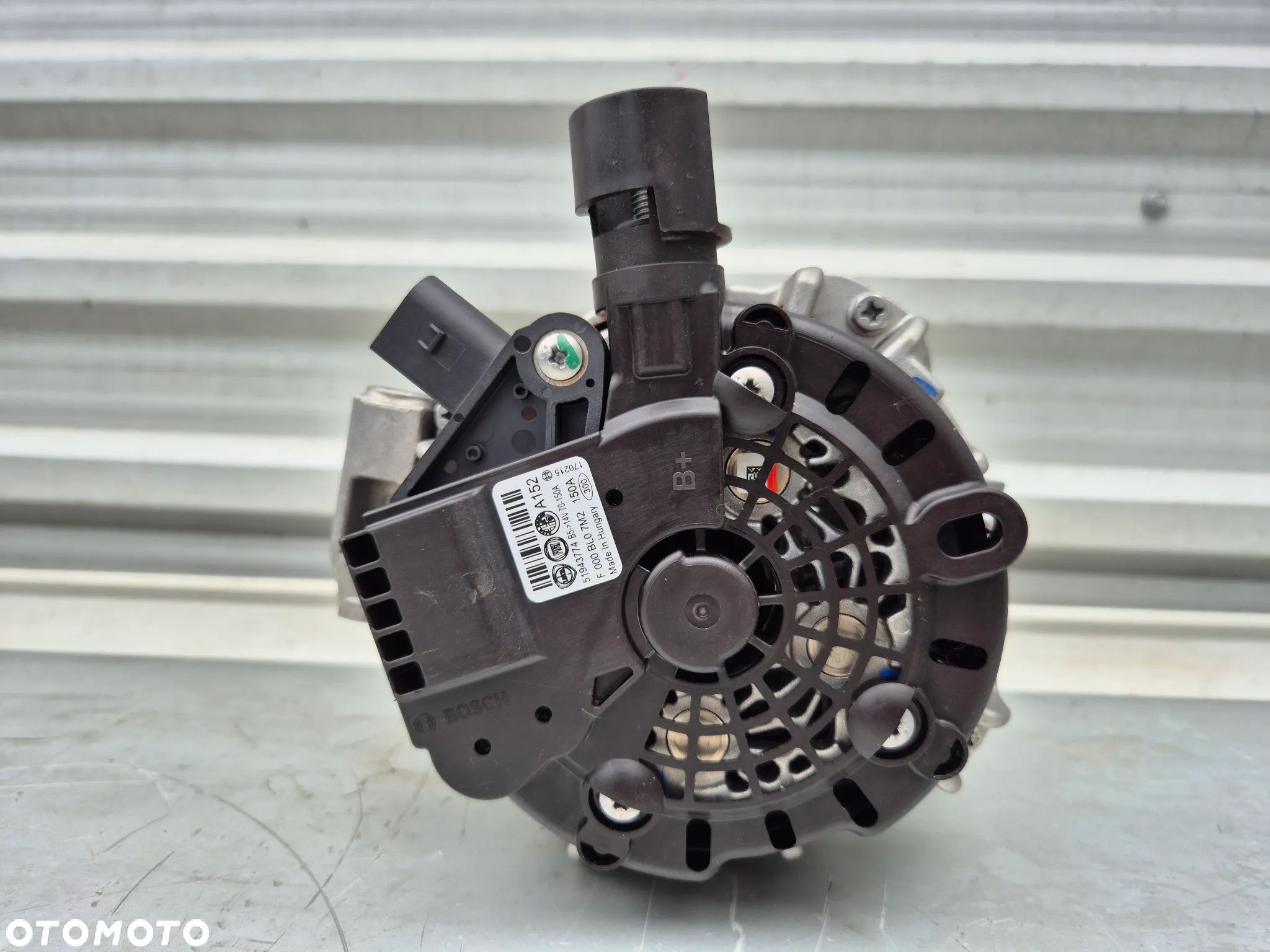 Alternator Fiat 500X 500L Jeep Renegade 1,6 E-torq 51943774 - 1