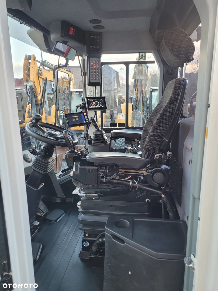 Liebherr L 556 Xpower / model 2020r. / WAGA / nowe opony / SUPER STAN / - 21
