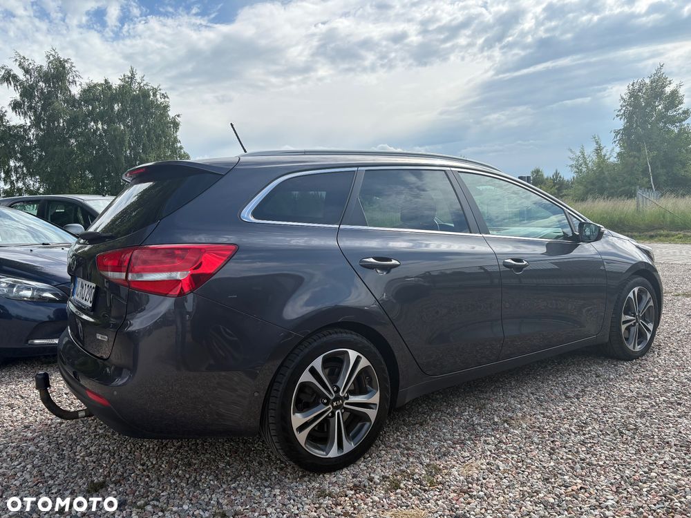 Kia Ceed 1.6 CRDi 136 DCT ISG Platinum Edition - 21