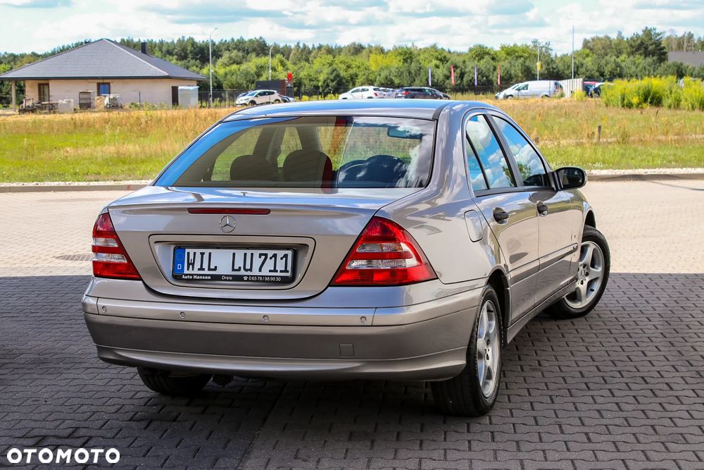 Mercedes-Benz Klasa C 180 Kompressor Automatik Classic - 6