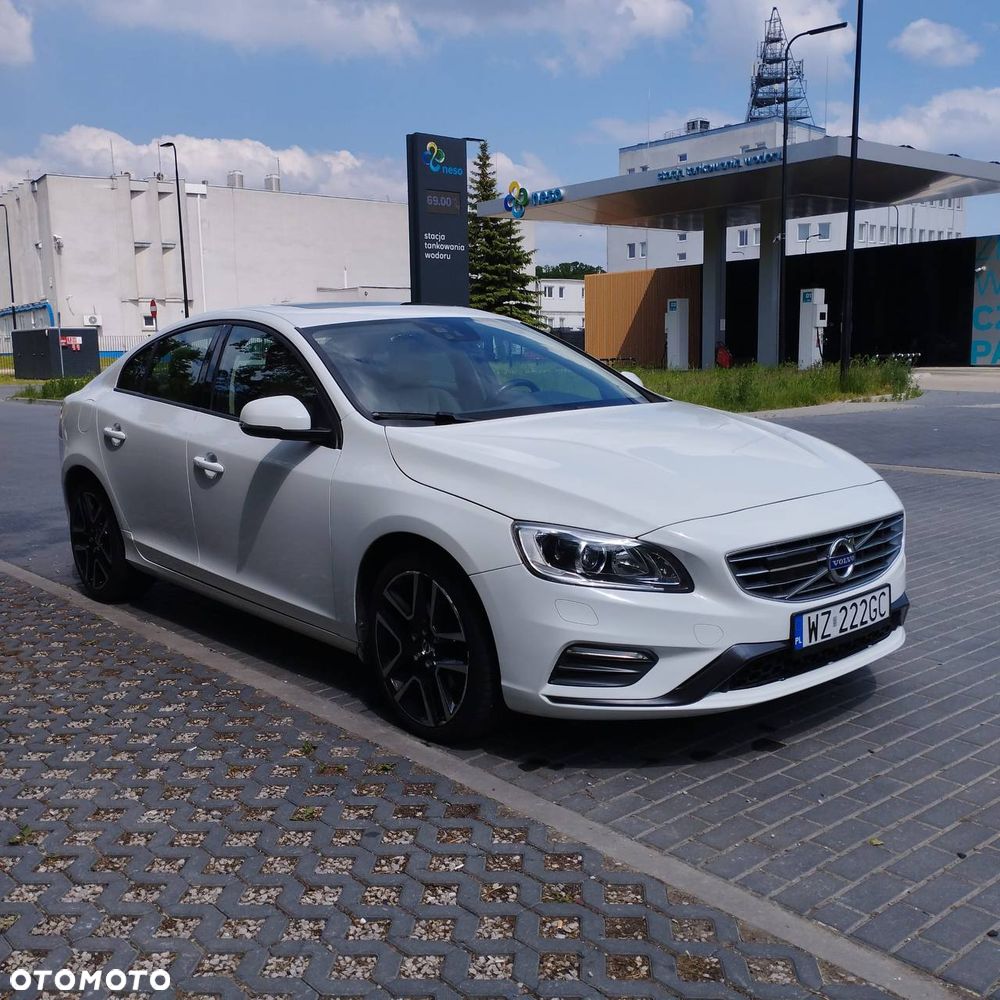 Volvo S60 T5 Drive-E Summum - 2