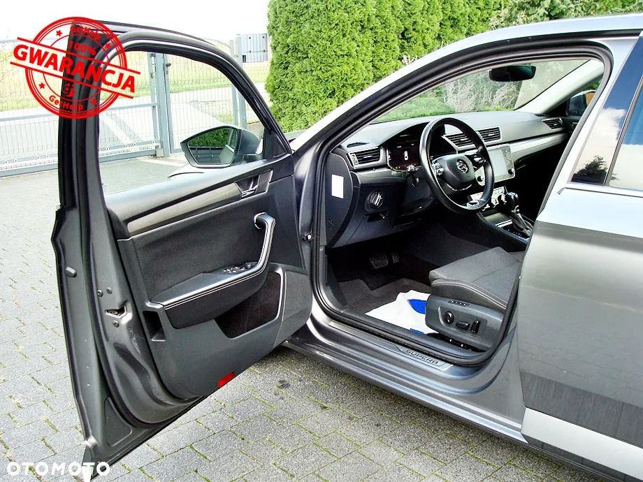 Skoda Superb 2.0 TDI DSG Premium Edition - 21