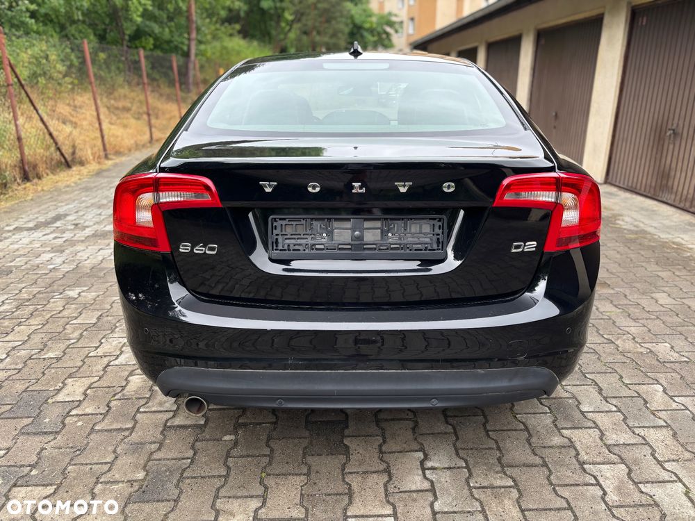 Volvo S60 D3 Drive-E Momentum - 5
