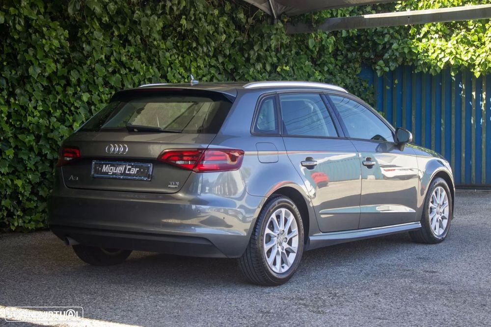 Audi A3 Sportback 1.6 TDI Advance Ultra - 9