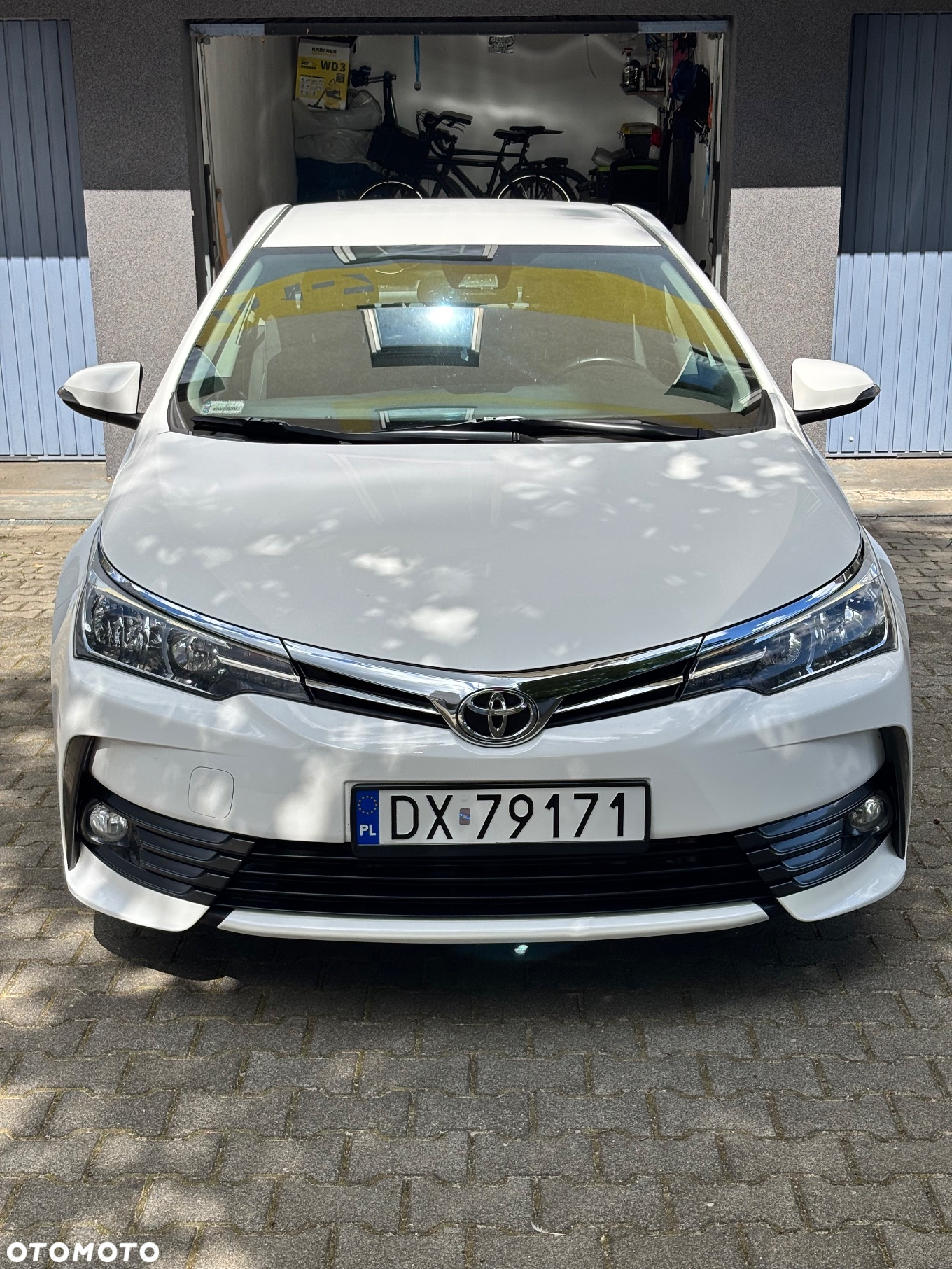 Toyota Corolla 1.4 D-4D Comfort - 2