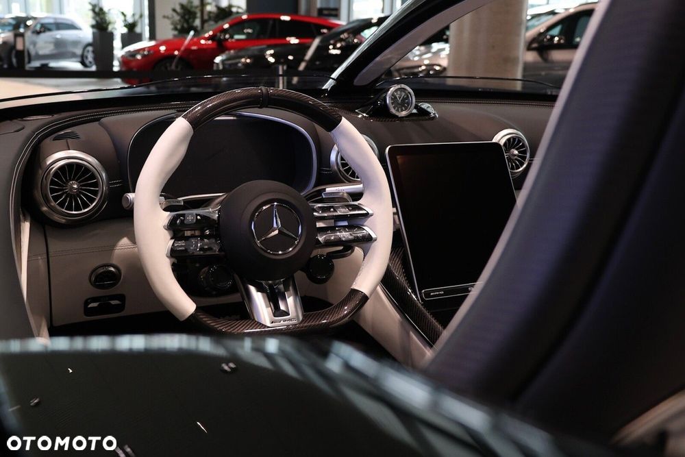 Mercedes-Benz AMG GT - 26