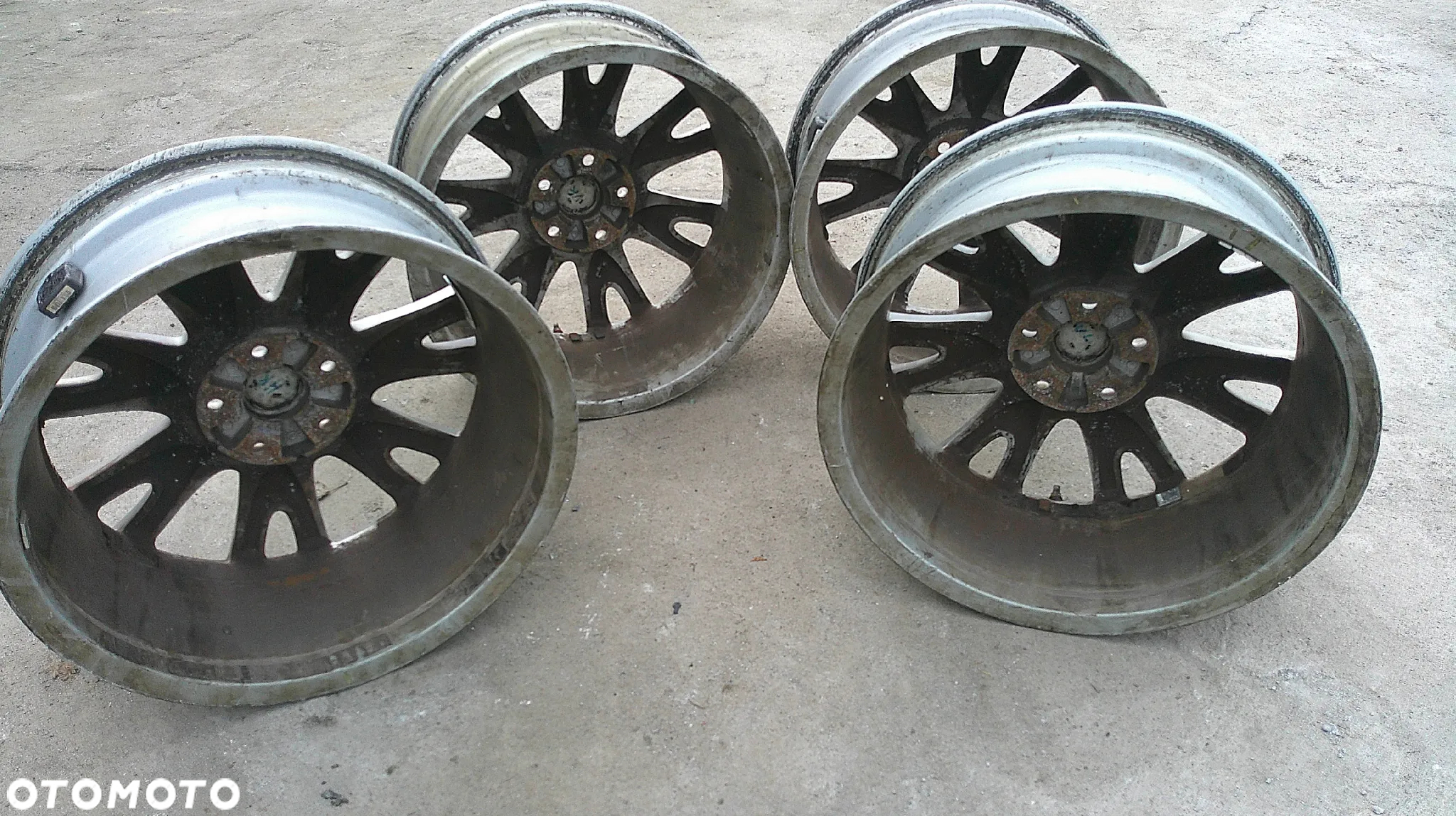 RENAULT ALUFELGI 5X108 17 ET50 7J 4SZT - 8