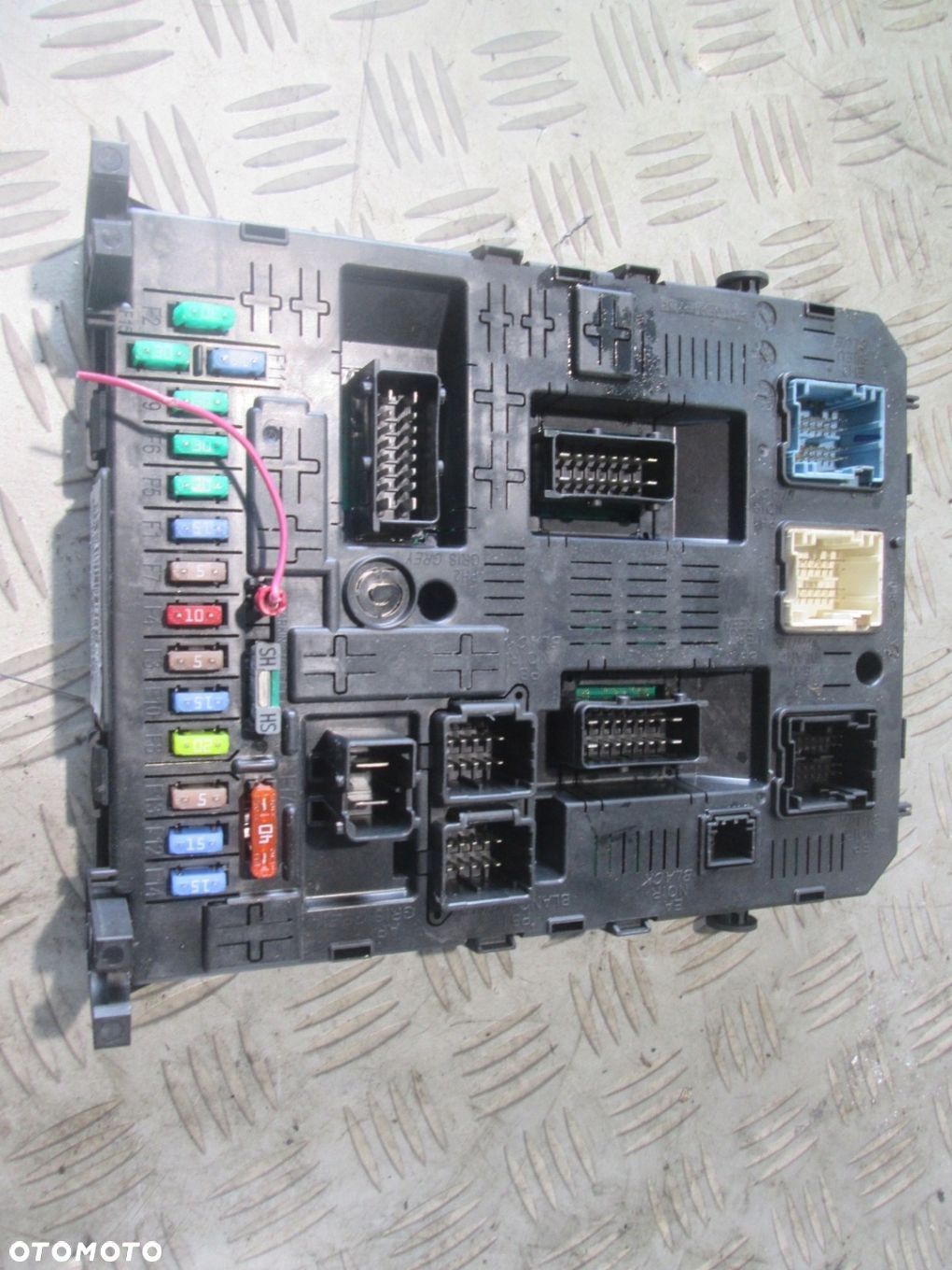 SKRZYNKA BEZPIECZNIKÓW MODUŁ BSI CITROEN C4 966405908002 - 1