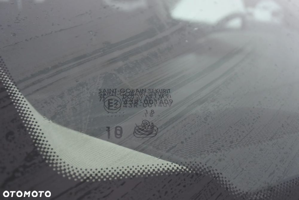 Nissan Qashqai 1.2 DIG-T Xtronic TEKNA - 39