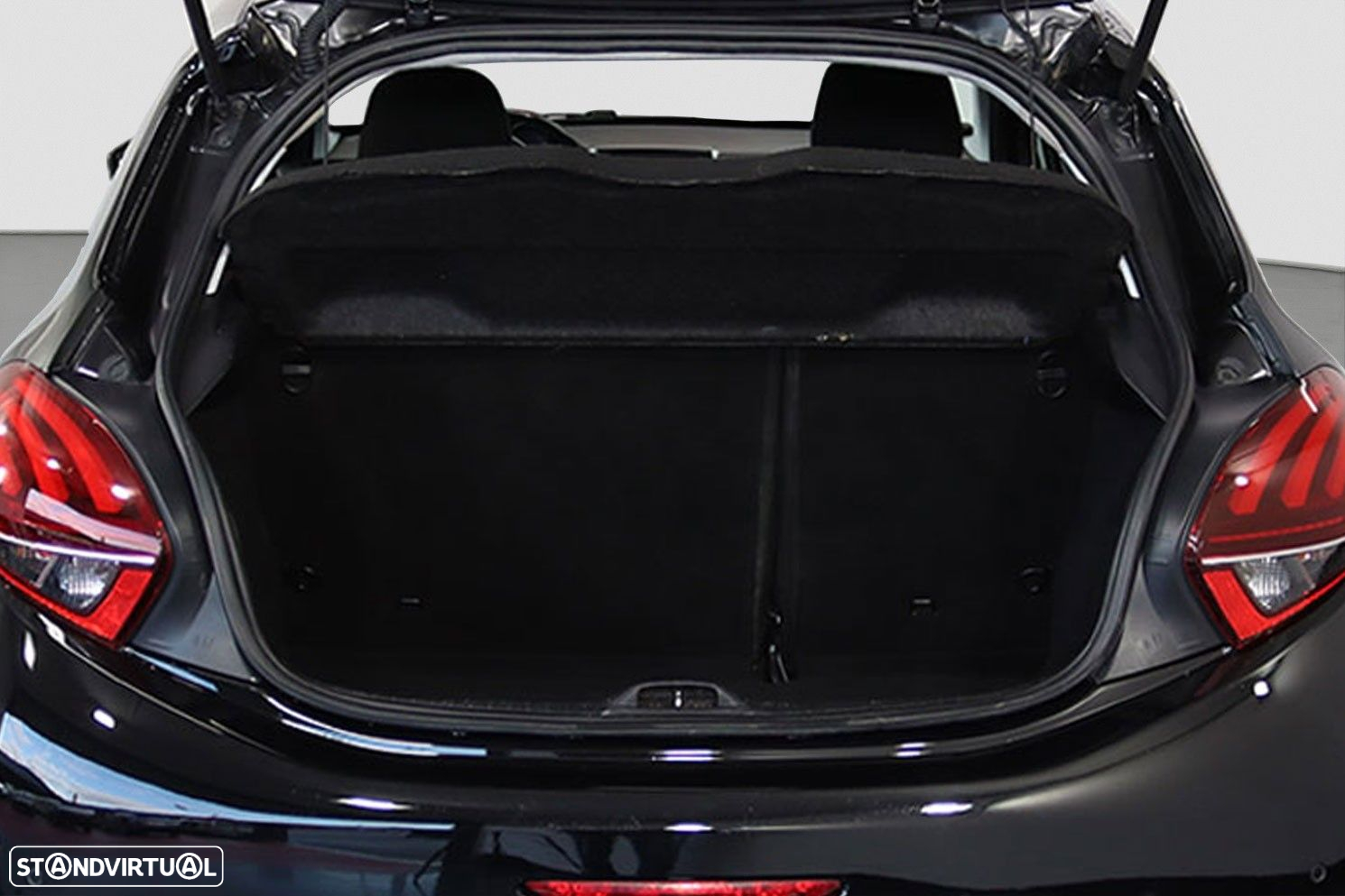 Peugeot 208 1.2 PureTech GT Line - 11