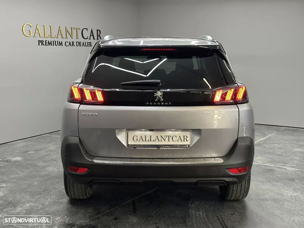 Peugeot 5008 - 11