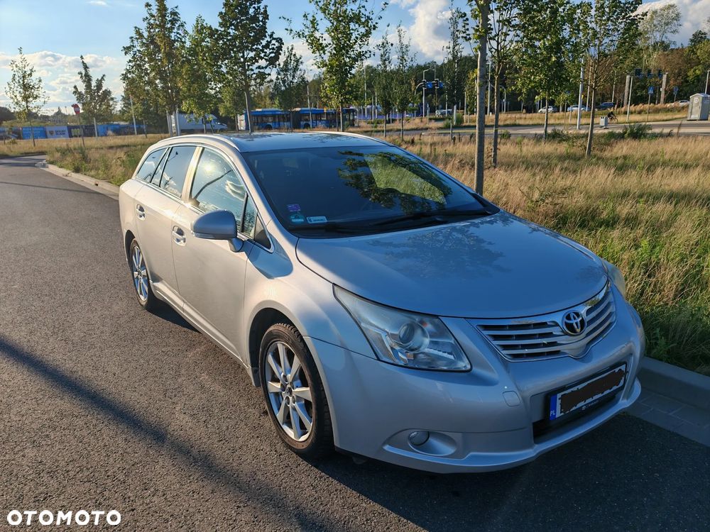 Toyota Avensis 2.0 Sol plus - 5