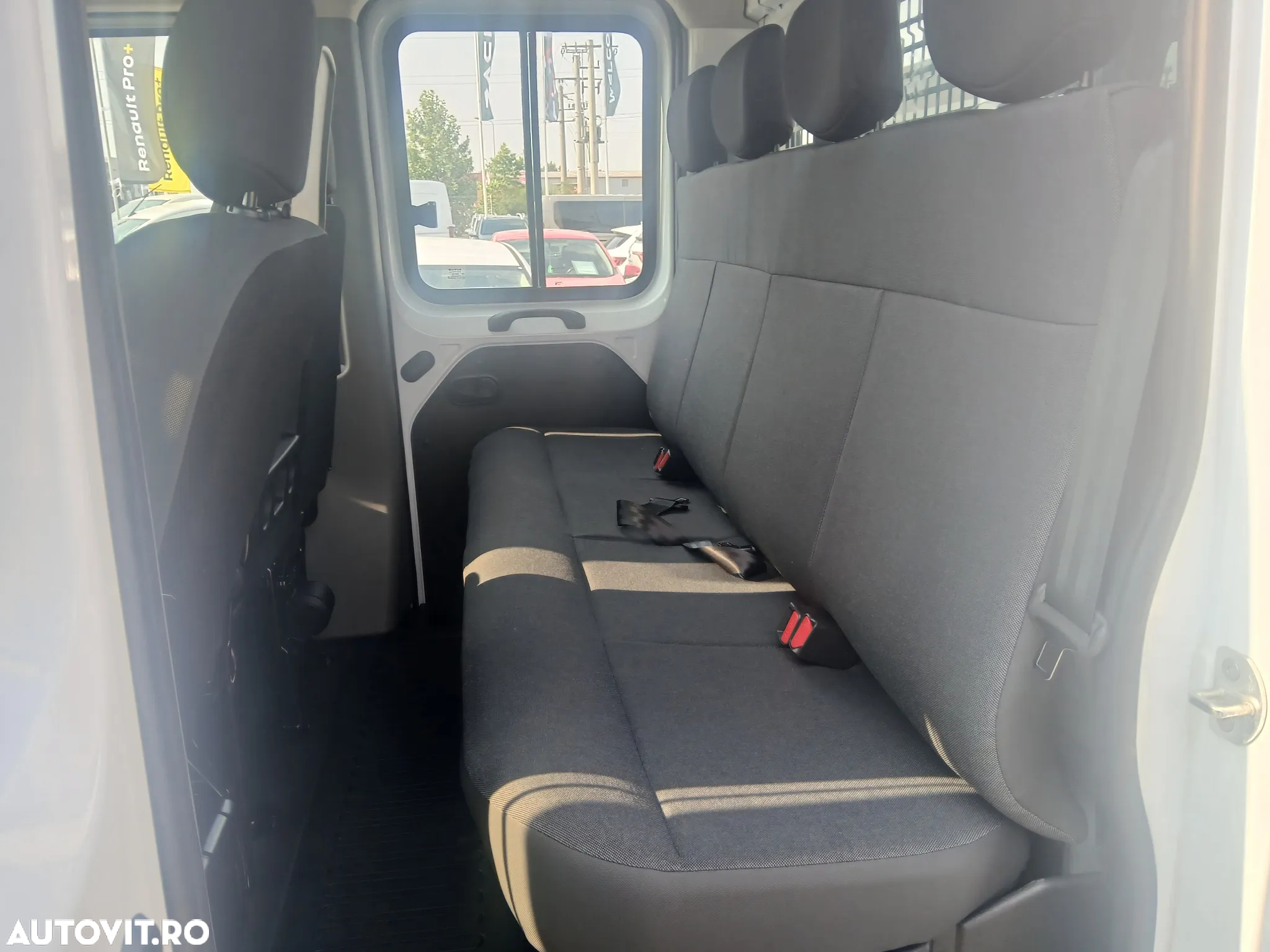 Renault Sasiu Cabina Dubla 6+1 locuri Tractiune 3.5T - 9