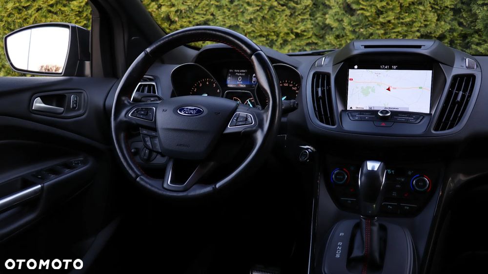 Ford Kuga 1.5 EcoBoost 4x4 ST-Line - 10