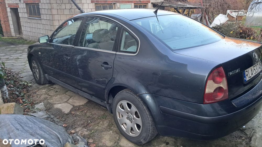 Volkswagen Passat 1.8T - 6