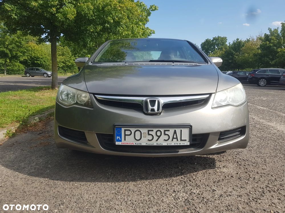 Honda Civic 1.8 Comfort - 10