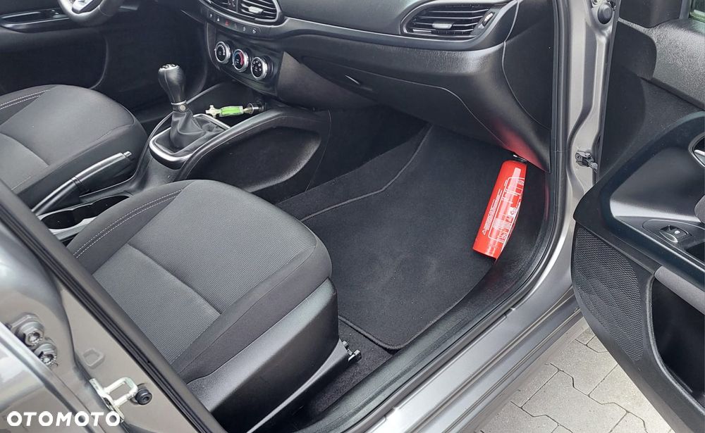 Fiat Tipo 1.0 T3 City Life - 17