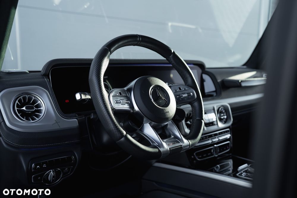 Mercedes-Benz Klasa G AMG 63 - 29