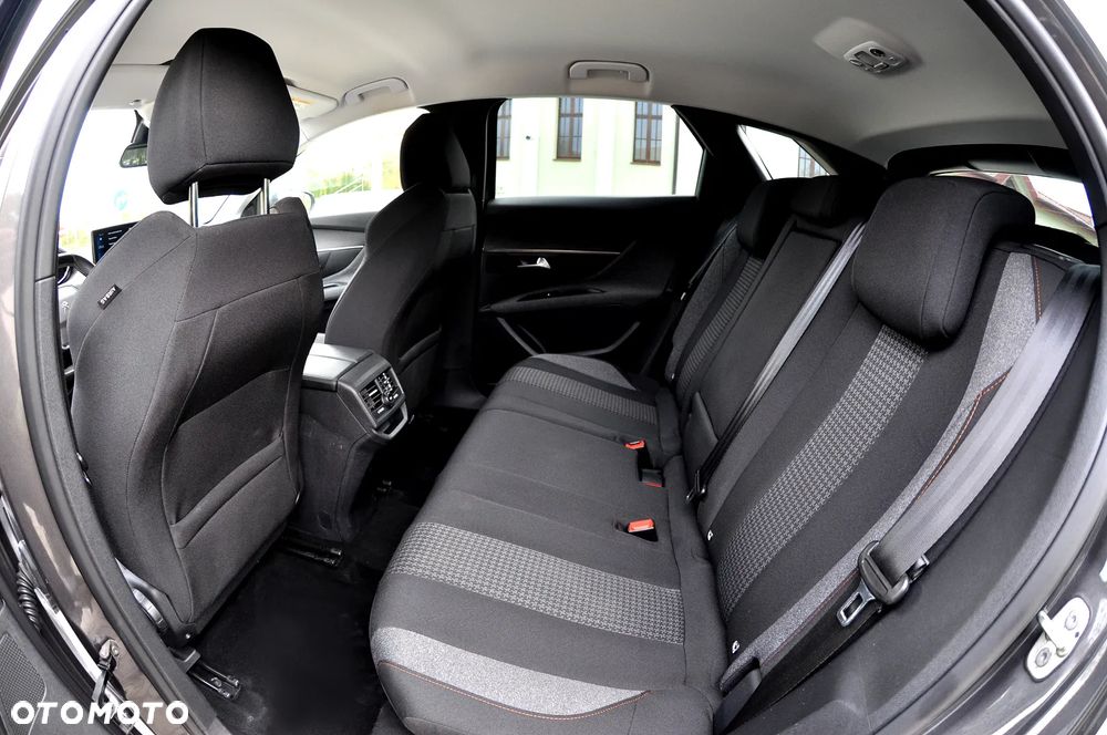 Peugeot 3008 BlueHDi 130 Stop & Start Active Pack - 18