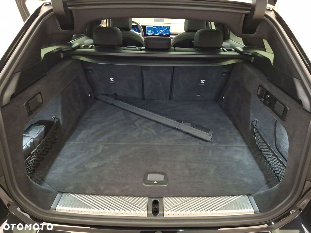 BMW Seria 5 520d xDrive mHEV M Sport - 19