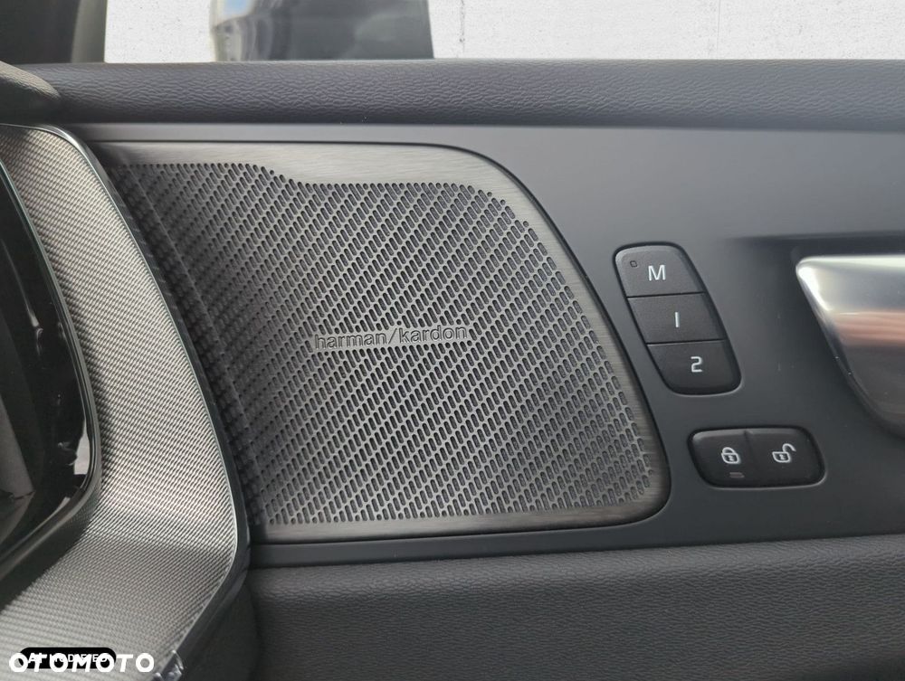 Volvo XC 60 - 23