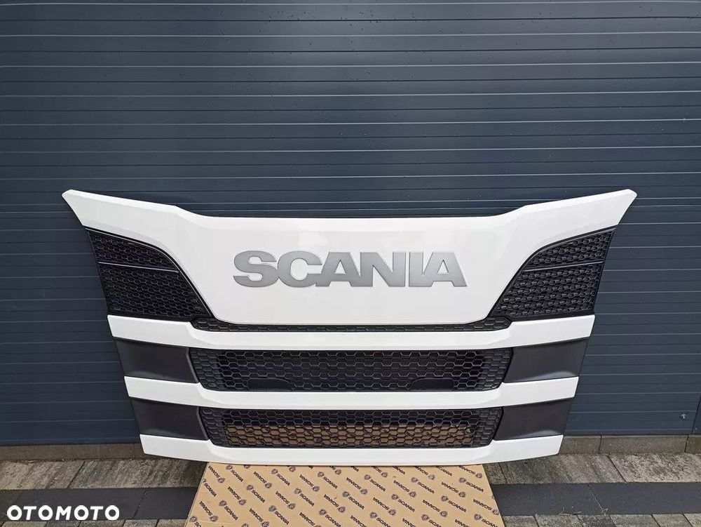 ATRAPA MASKA SCANIA R S NOWY MODEL