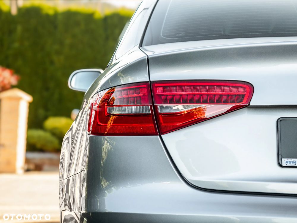 Audi A4 Limousine - 35
