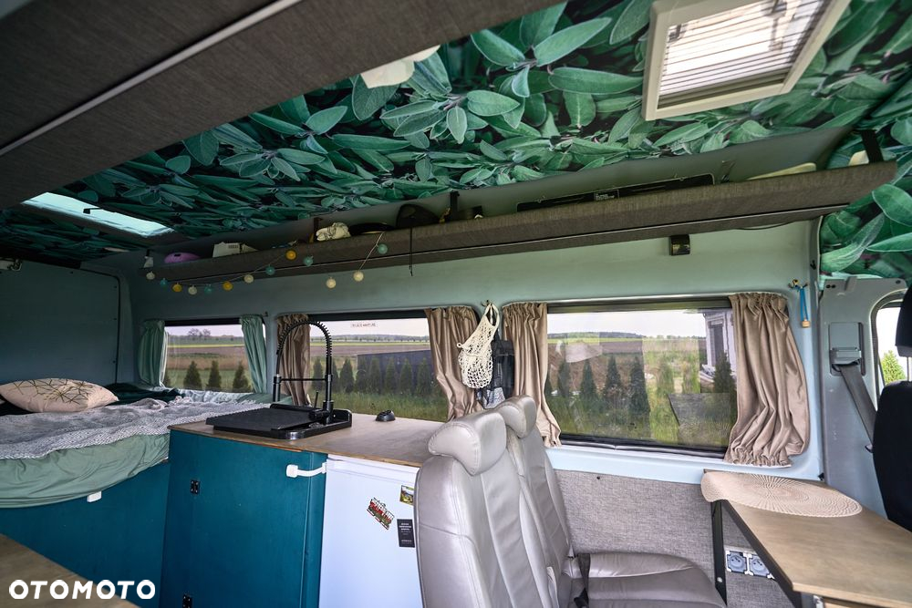 Mercedes-Benz Sprinter - 36