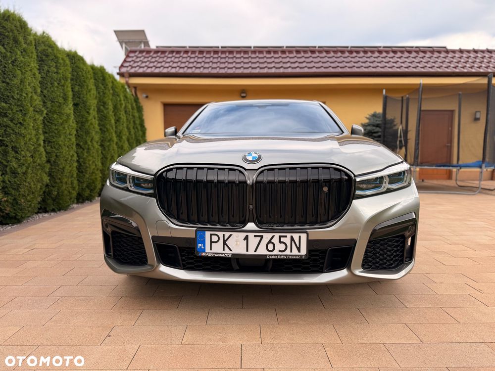 BMW Seria 7 740d xDrive mHEV - 3