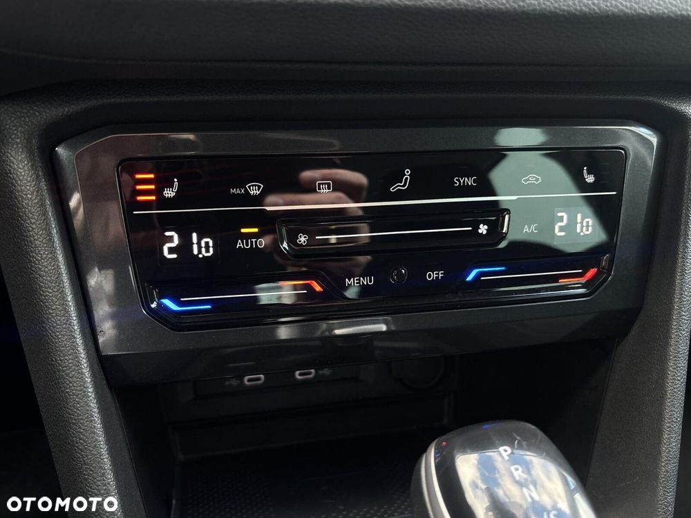 Volkswagen Tiguan - 27