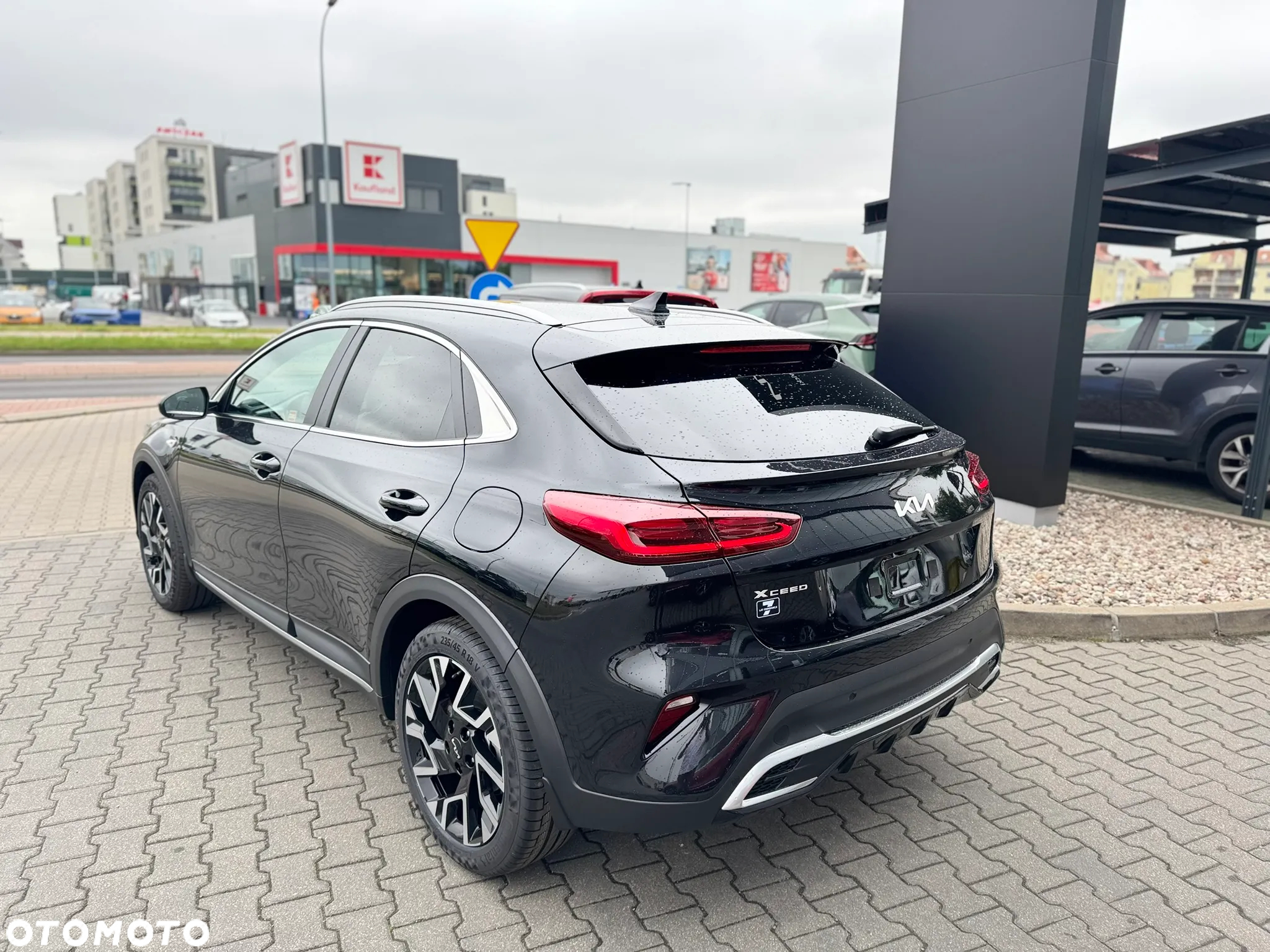 Kia XCeed 1.5 T-GDI M - 3