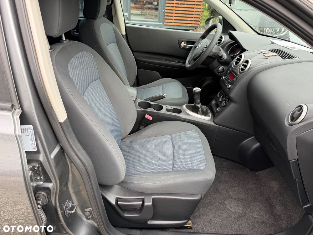 Nissan Qashqai 1.6 Visia - 31