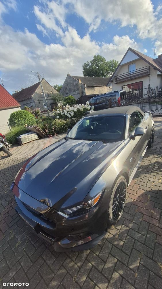 Ford Mustang - 2