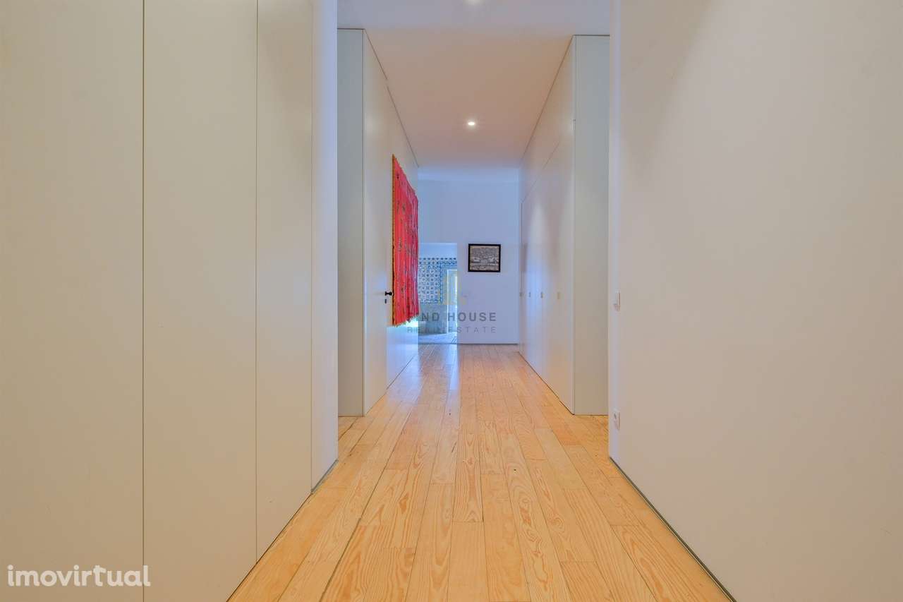 Apartamento T3+1, em condomínio privado com piscina, no Restelo - Grande imagem: 2/40