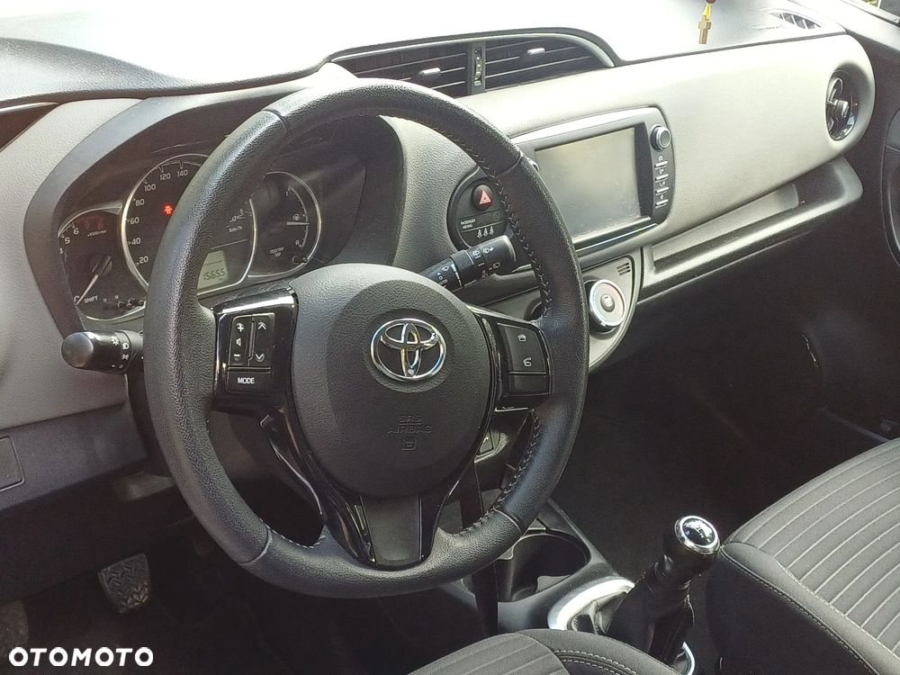 Toyota Yaris 1.0 Active - 8