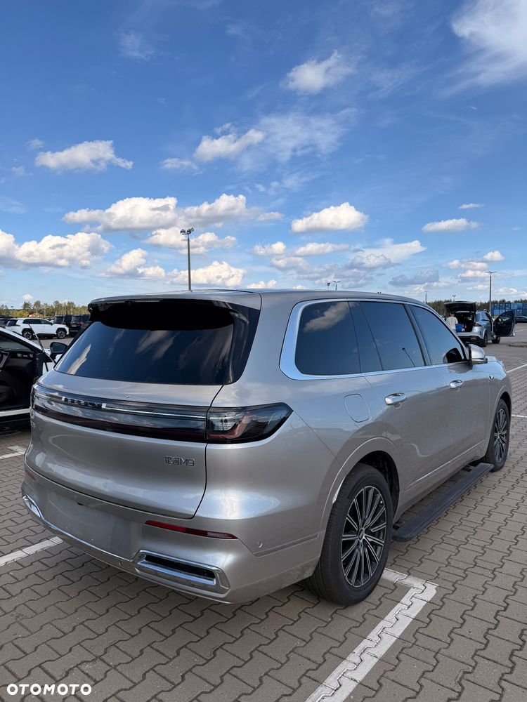 Geely M9 - 15
