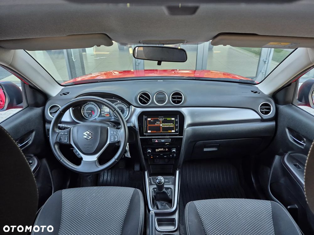 Suzuki Vitara 1.0 Boosterjet Premium 2WD - 8